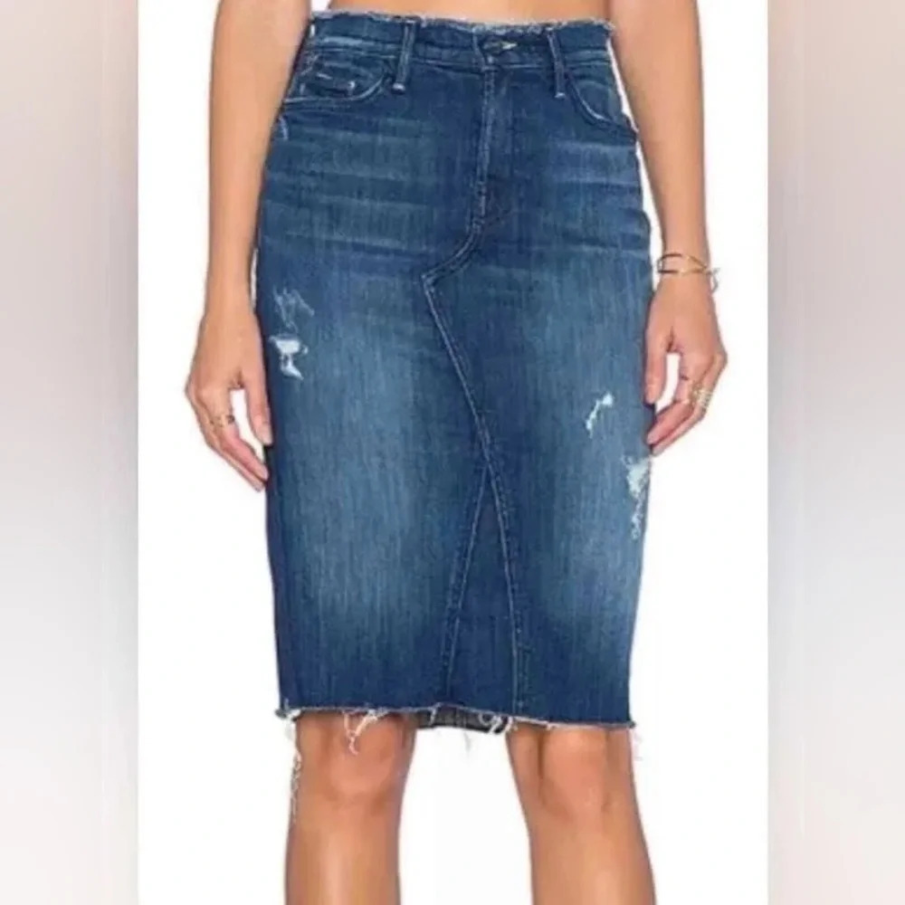 Mother The Double Fray Skirt take the edge off Size: 26